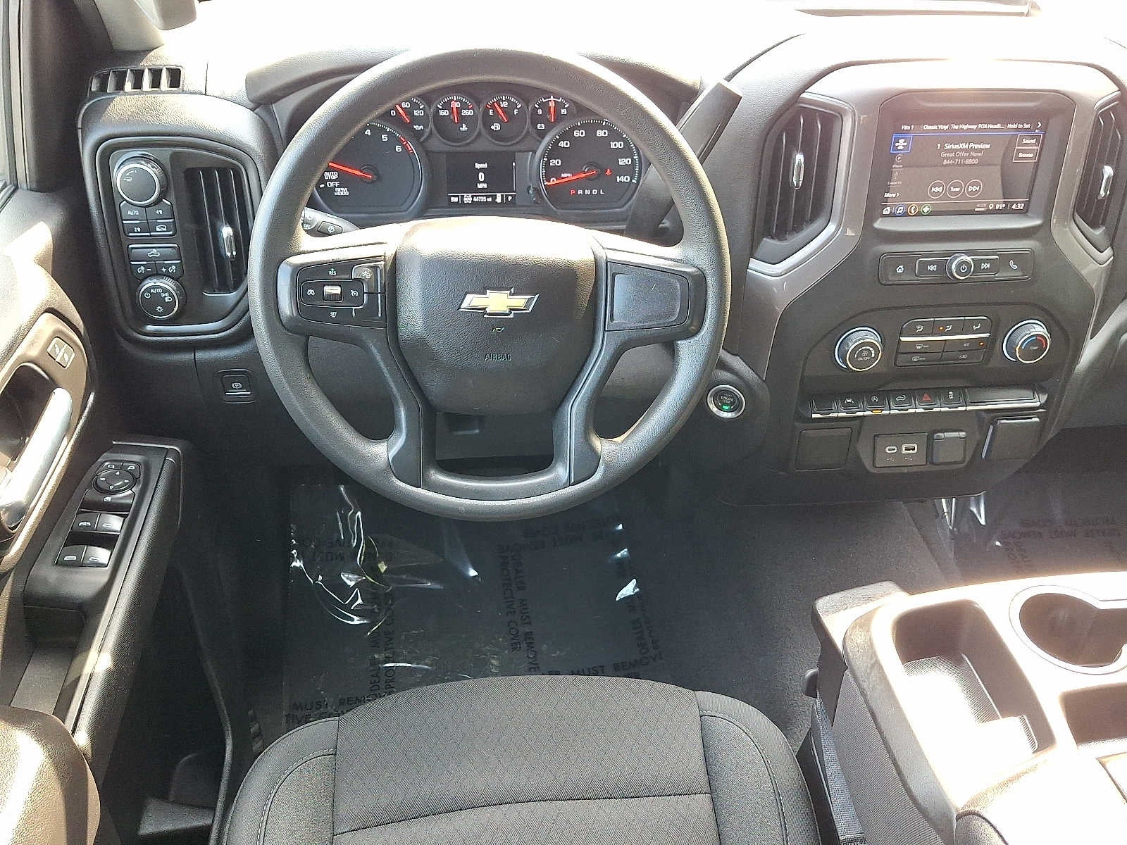2023 Chevrolet Silverado 1500 4WD Crew Cab 157 Custom