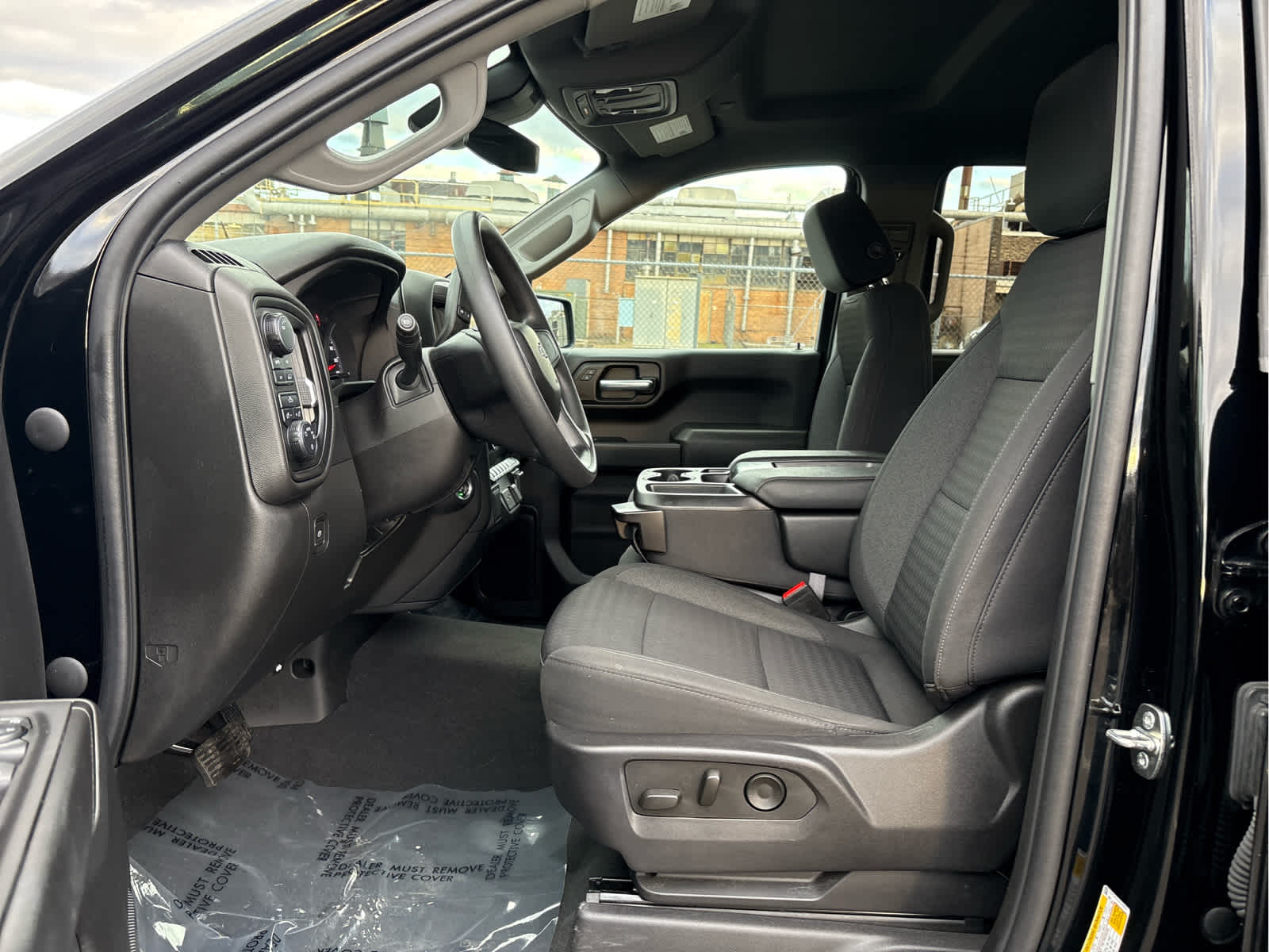 2023 Chevrolet Silverado 1500 4WD Crew Cab 147 Custom