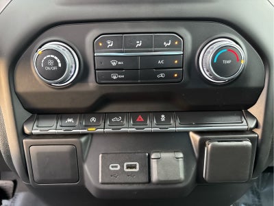 2023 Chevrolet Silverado 1500 4WD Crew Cab 147 Custom