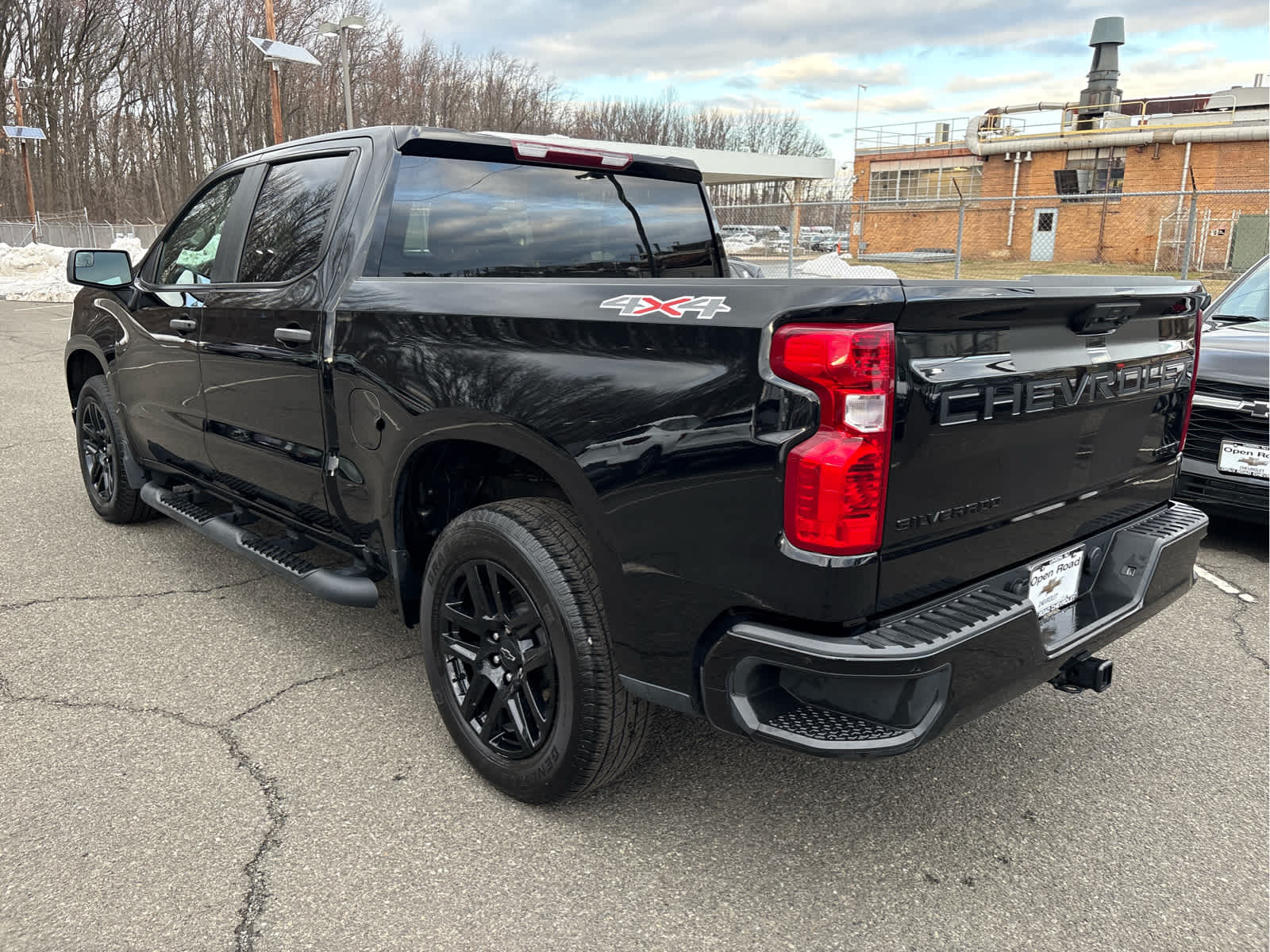 2023 Chevrolet Silverado 1500 4WD Crew Cab 147 Custom