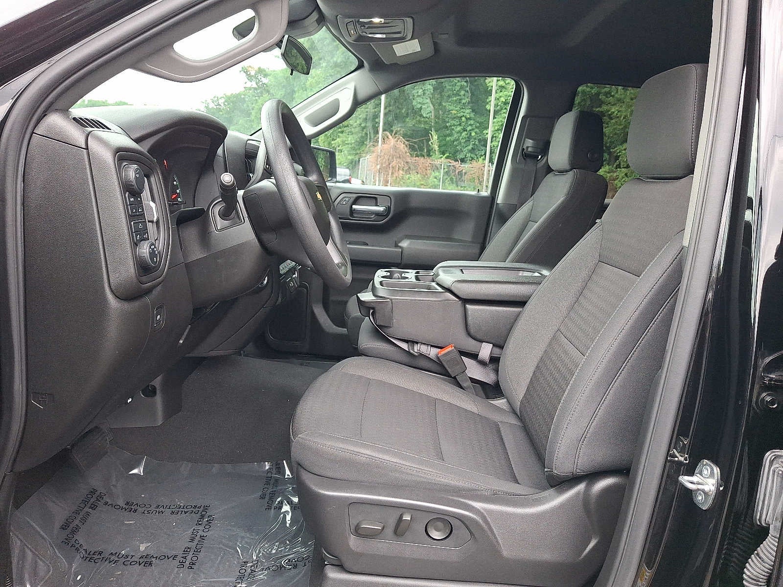 2024 Chevrolet Silverado 1500 4WD Crew Cab 147 Custom