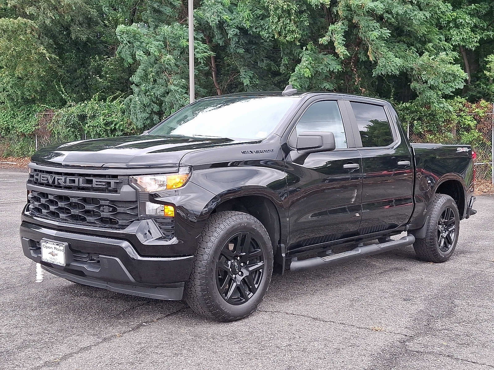 2024 Chevrolet Silverado 1500 4WD Crew Cab 147 Custom