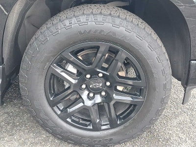 2024 Chevrolet Silverado 1500 4WD Crew Cab 147 Custom