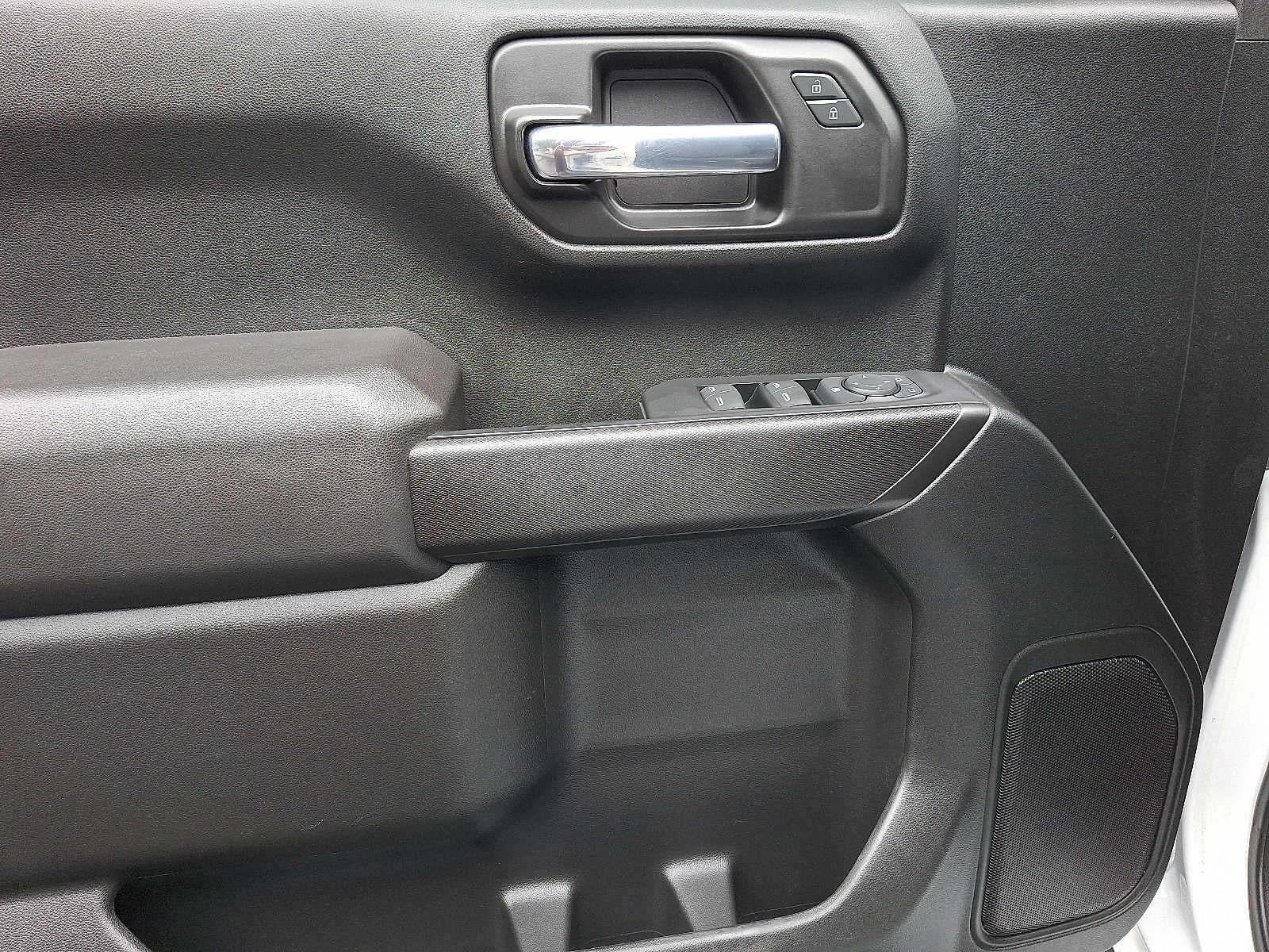 2021 Chevrolet Silverado 1500 4WD Crew Cab 147 Custom