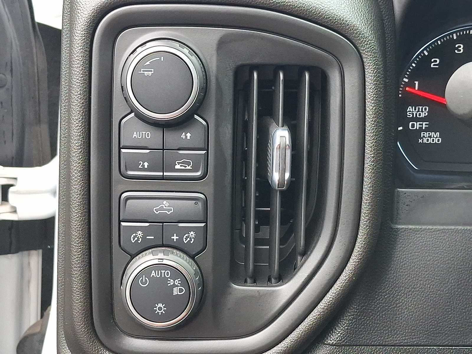 2021 Chevrolet Silverado 1500 4WD Crew Cab 147 Custom