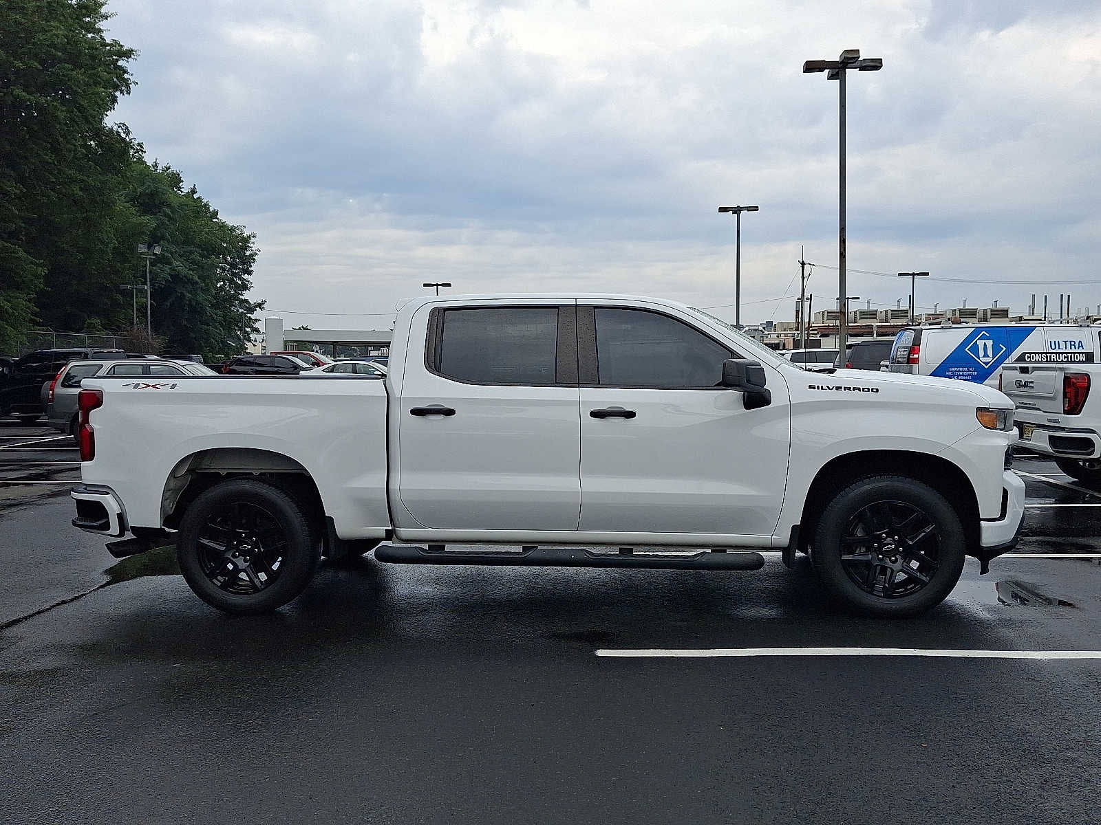 2021 Chevrolet Silverado 1500 4WD Crew Cab 147 Custom
