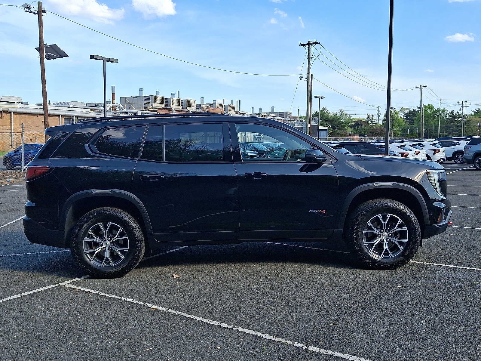 2026 GMC Acadia AWD 4dr AT4