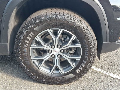 2026 GMC Acadia AWD 4dr AT4