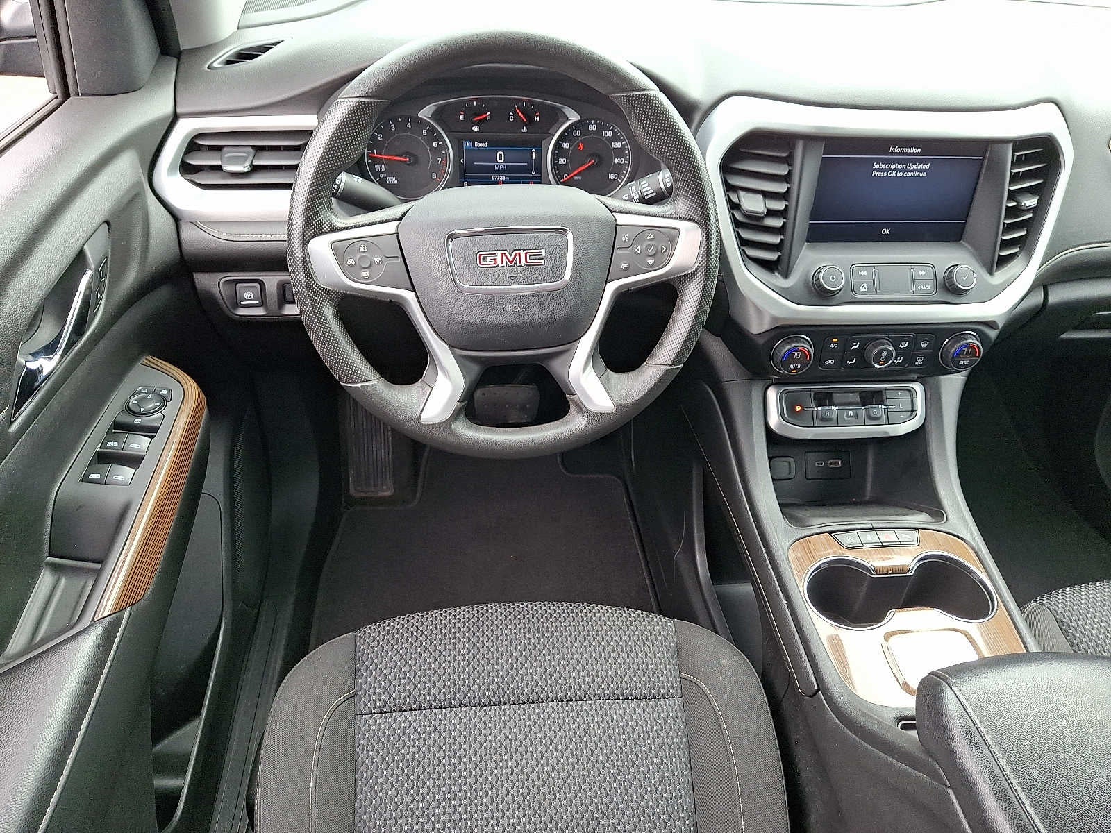 2021 GMC Acadia FWD 4dr SLE