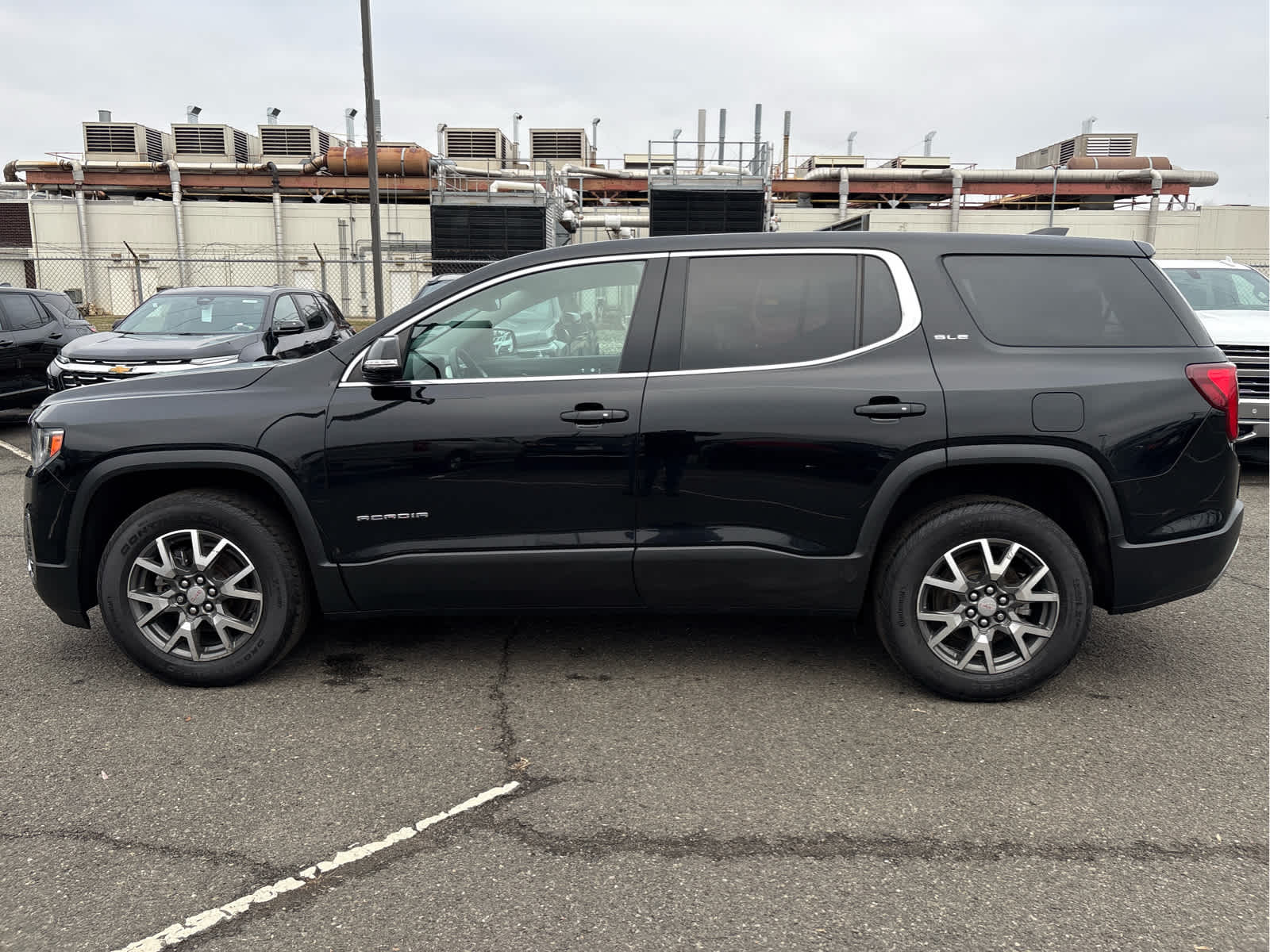 2021 GMC Acadia FWD 4dr SLE