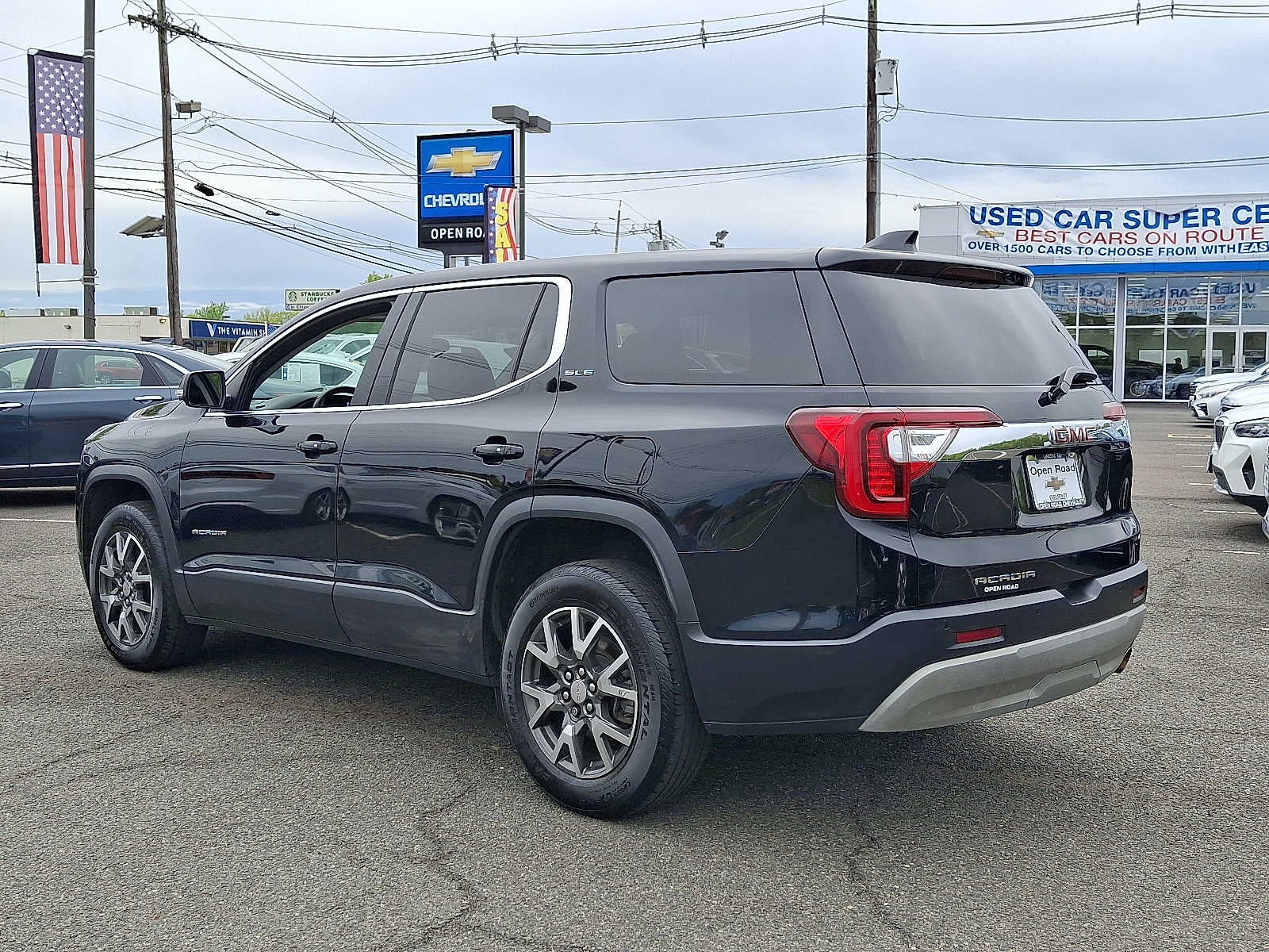 2021 GMC Acadia FWD 4dr SLE