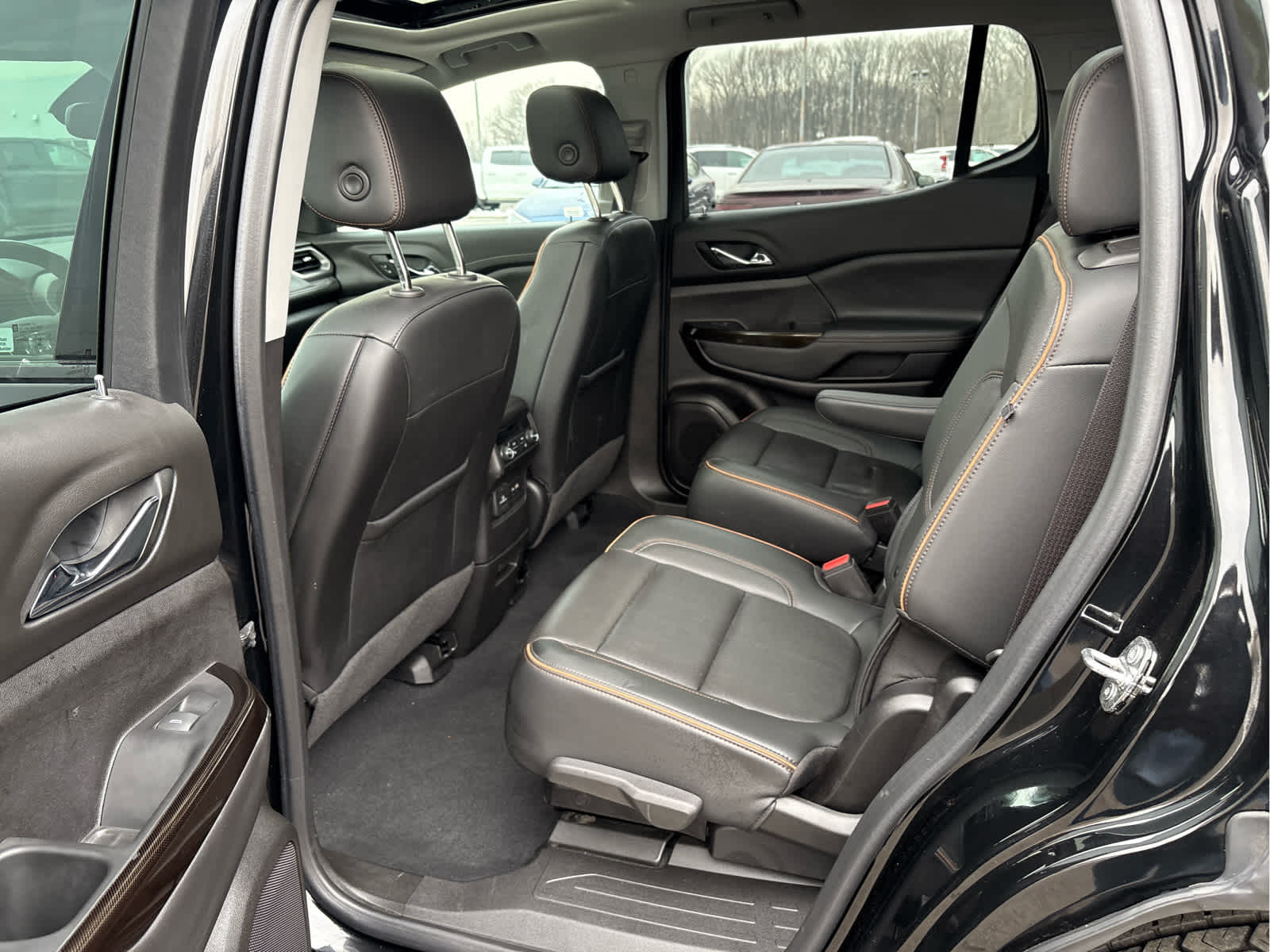 2023 GMC Acadia AWD 4dr AT4