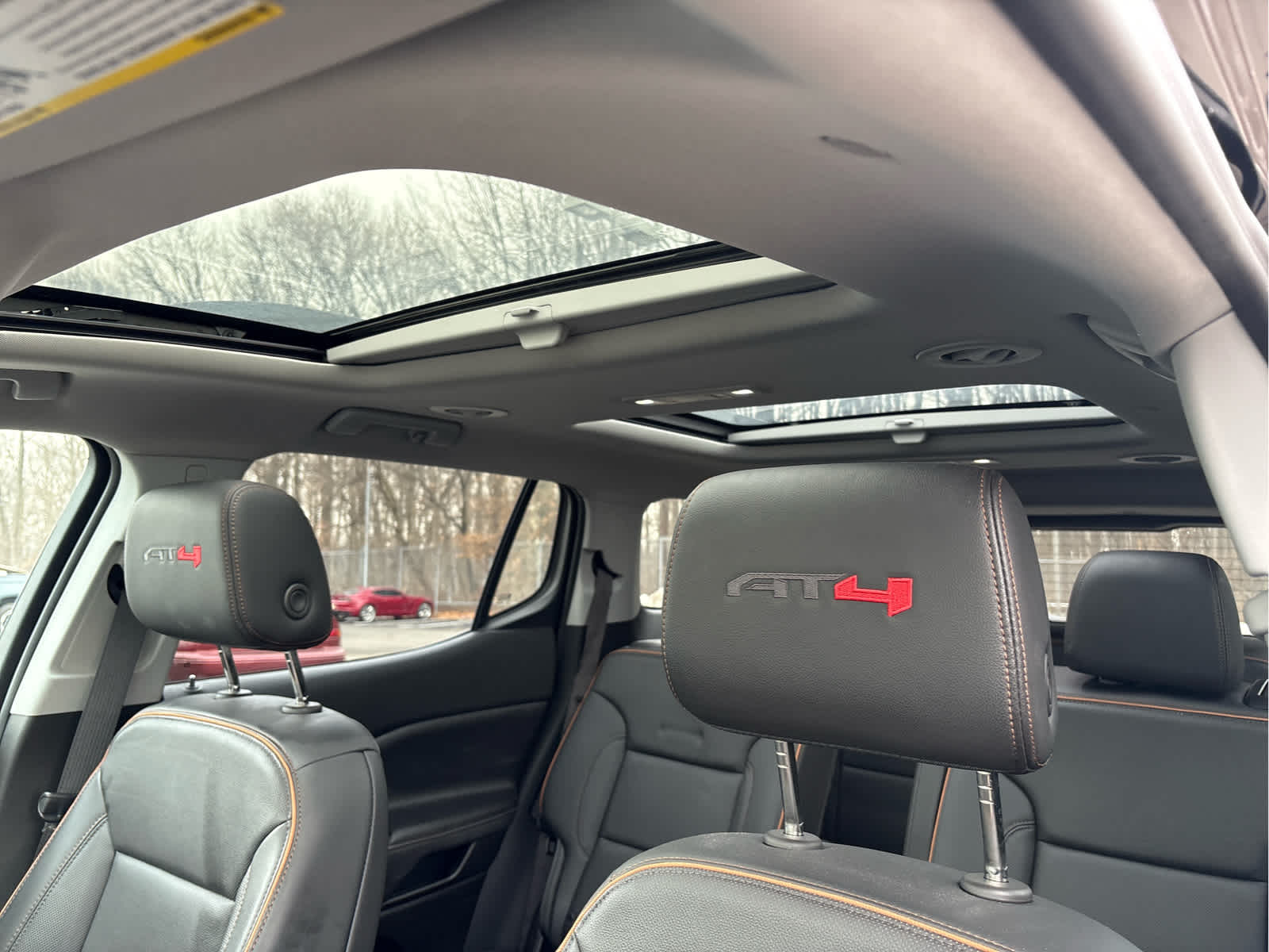 2023 GMC Acadia AWD 4dr AT4