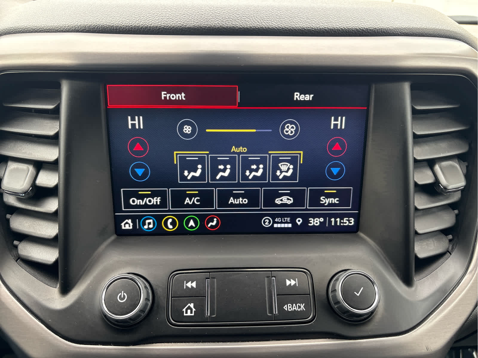 2023 GMC Acadia AWD 4dr AT4