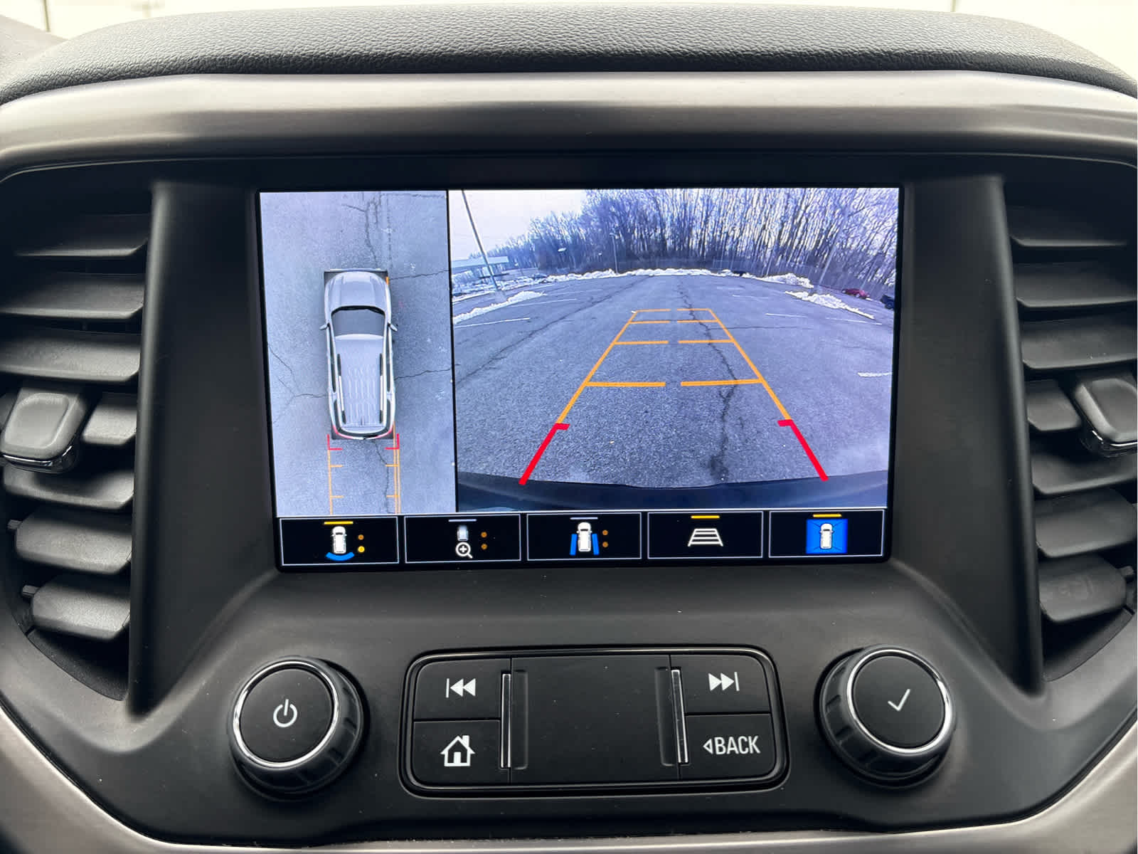 2023 GMC Acadia AWD 4dr AT4