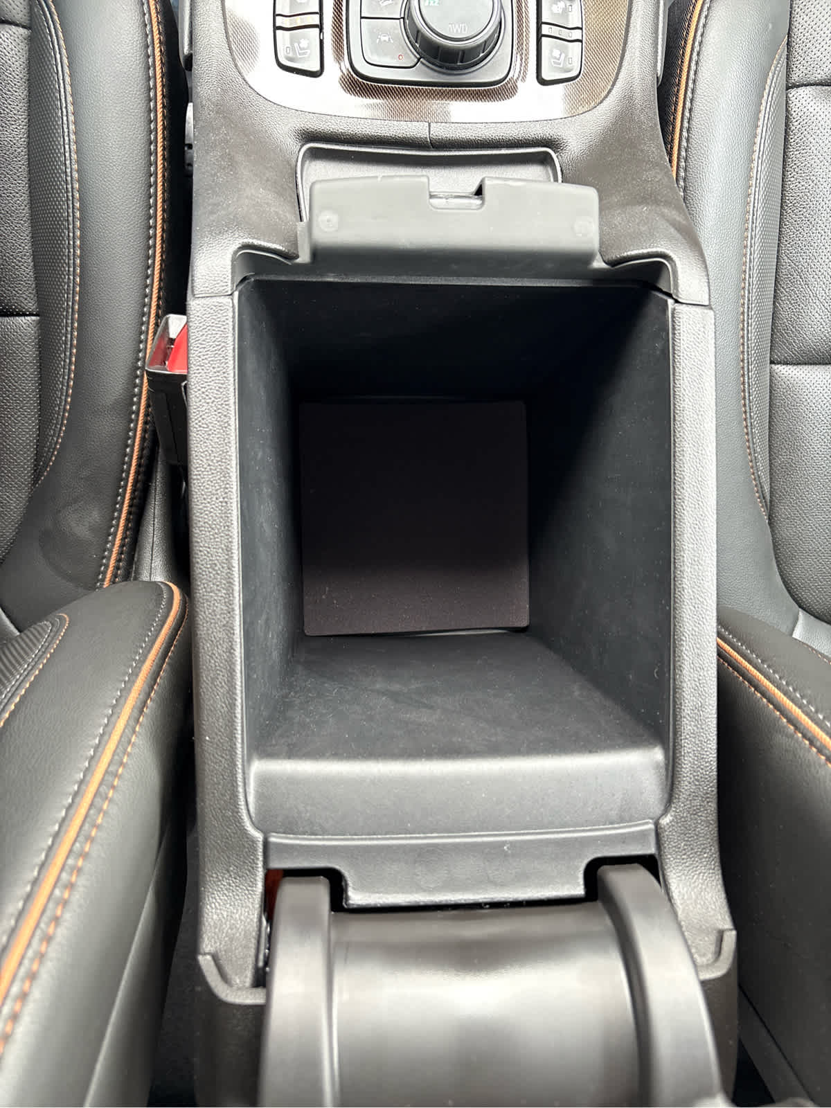 2023 GMC Acadia AWD 4dr AT4