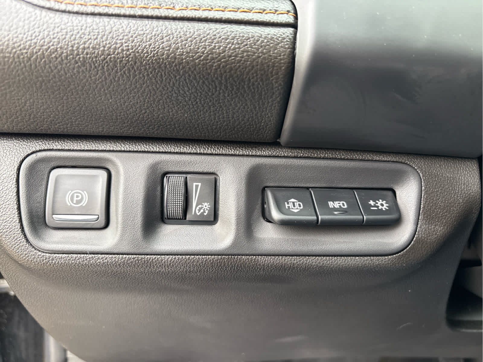 2023 GMC Acadia AWD 4dr AT4