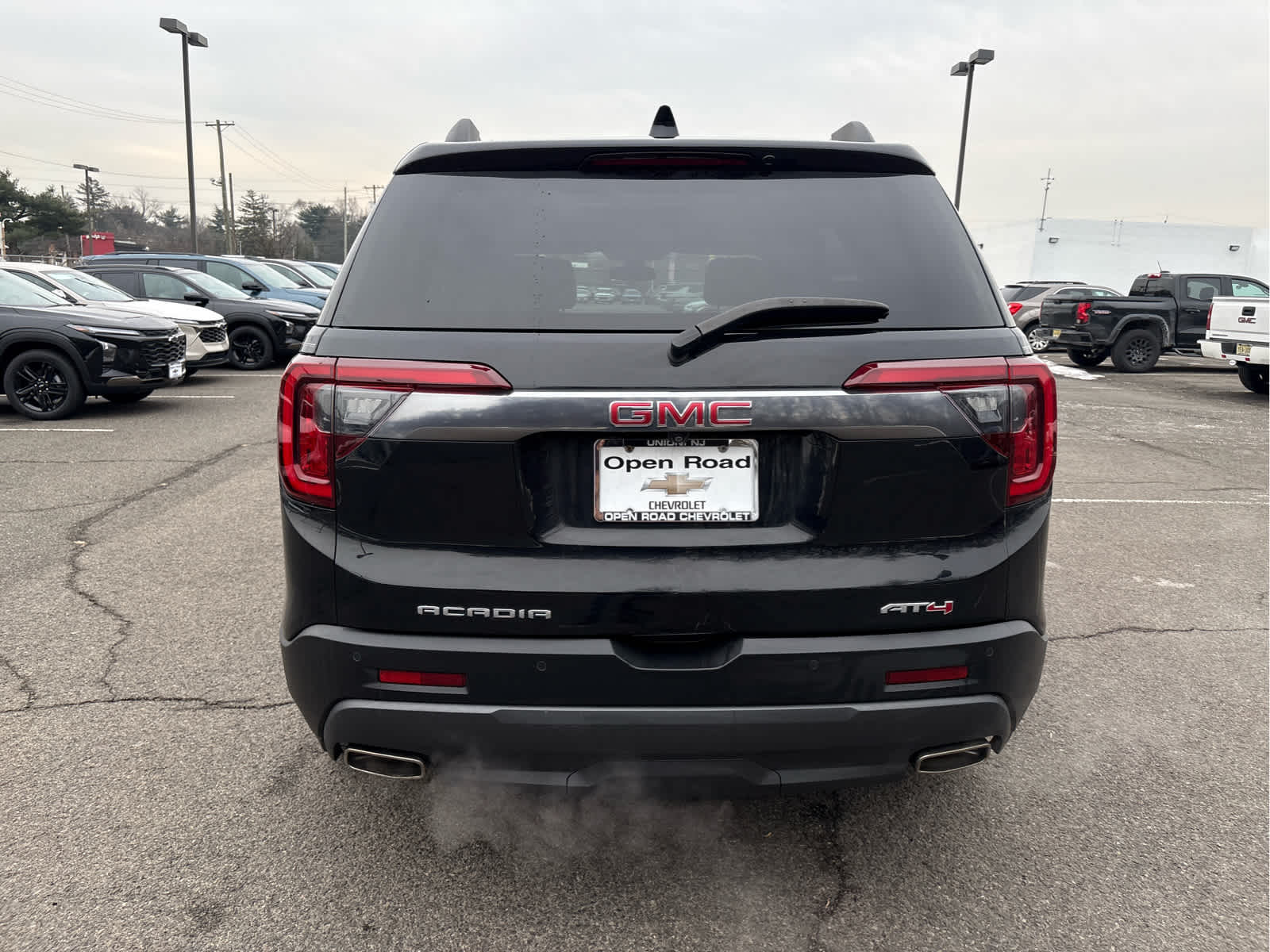 2023 GMC Acadia AWD 4dr AT4