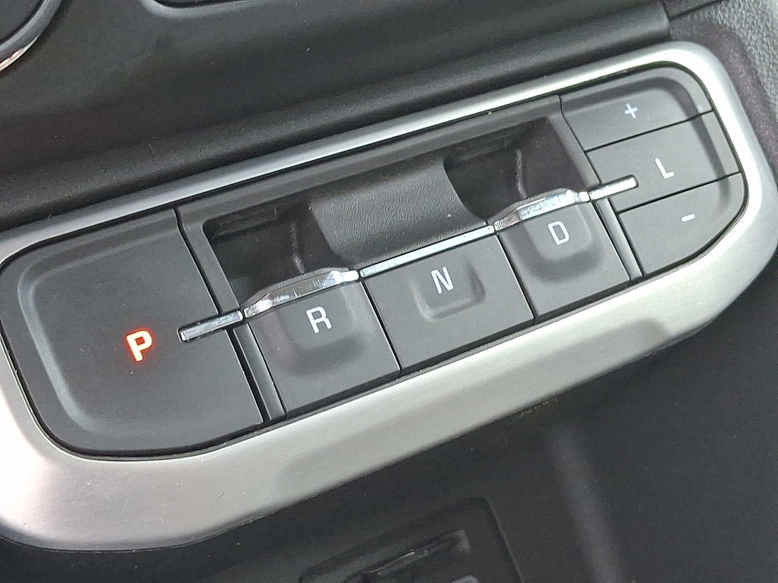 2023 GMC Acadia AWD 4dr SLE