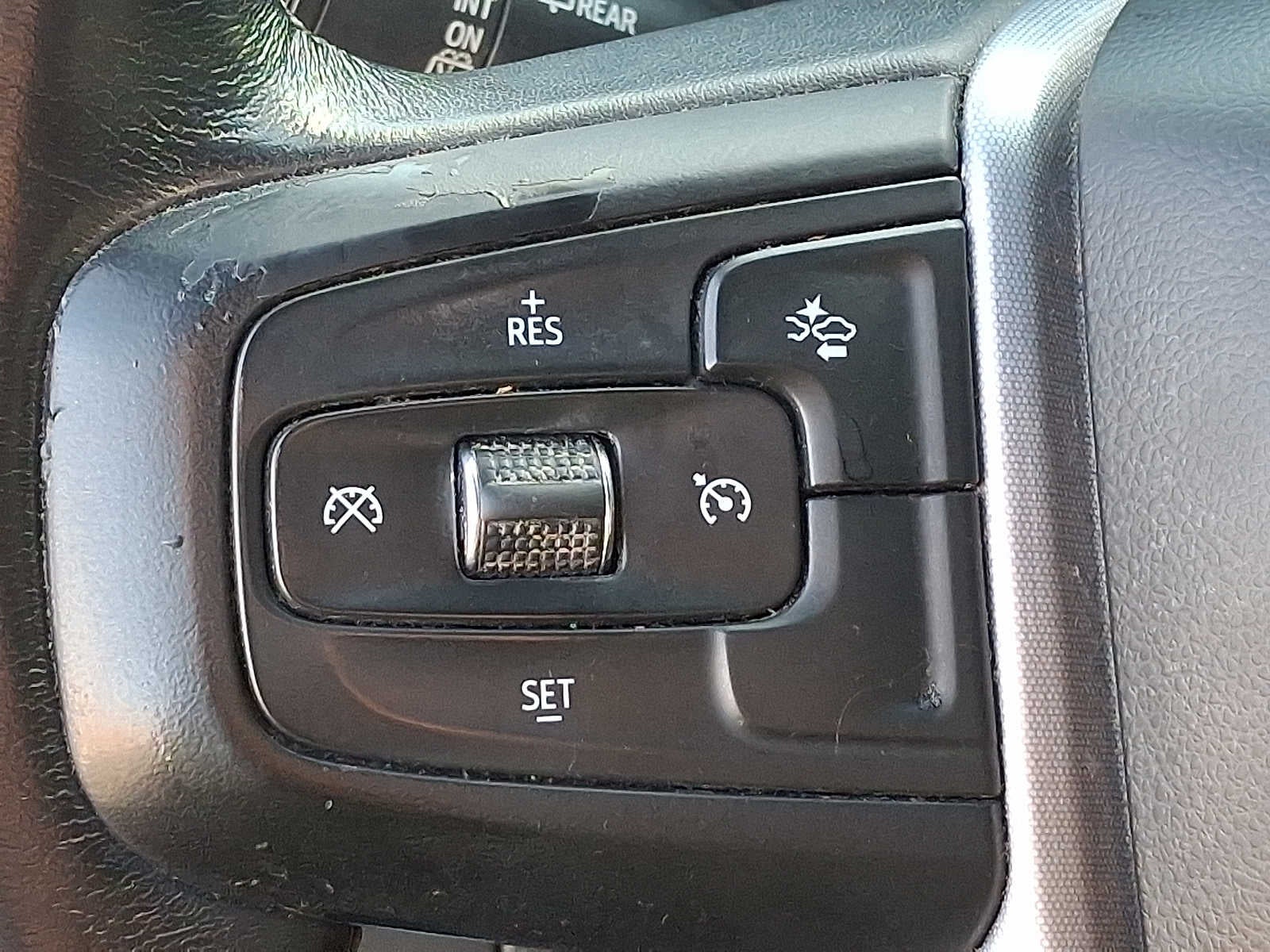 2021 GMC Yukon 4WD 4dr SLE