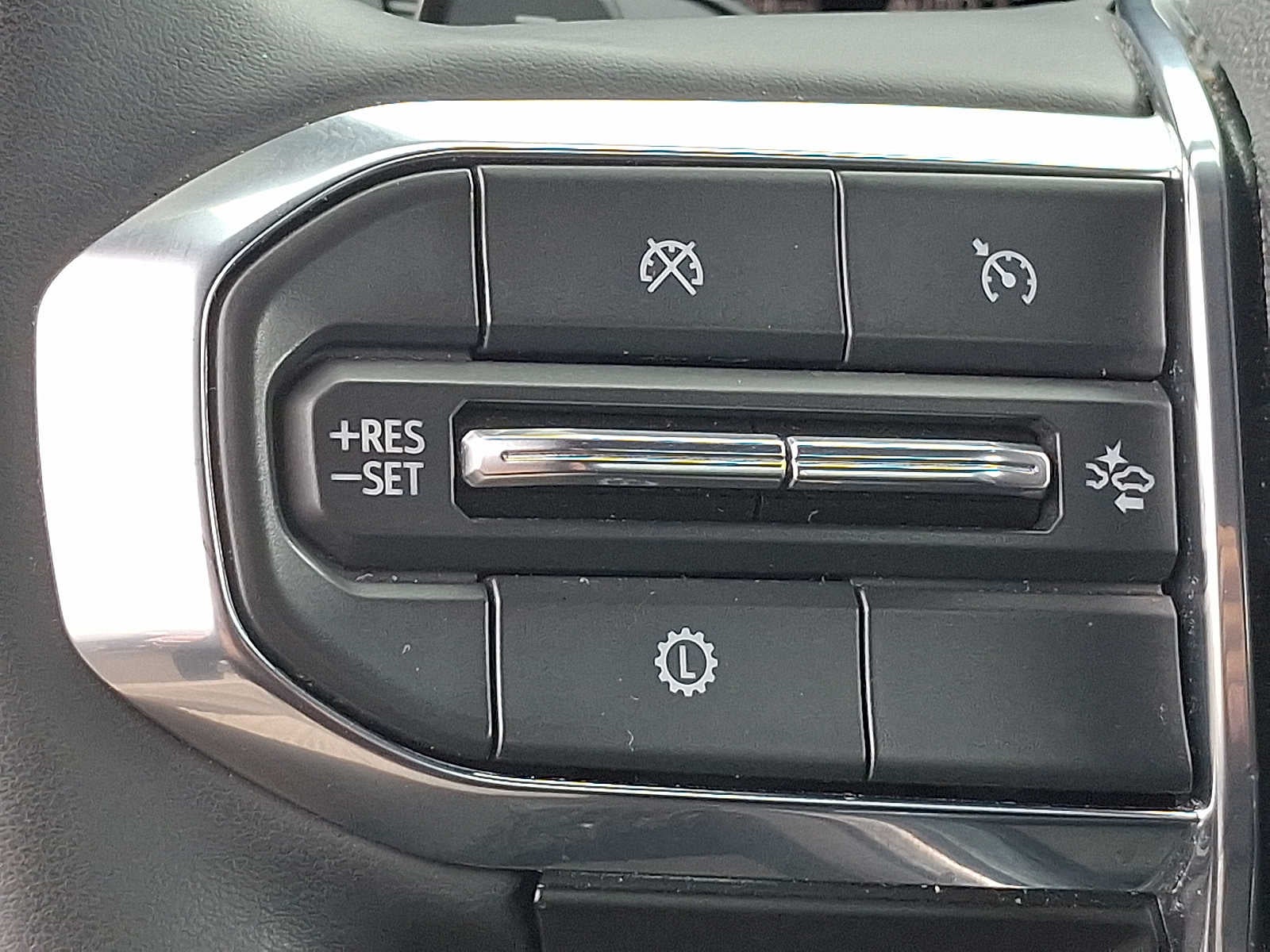 2025 GMC Yukon 4WD 4dr Denali