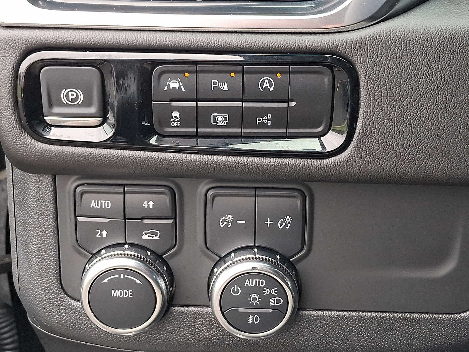 2025 GMC Yukon 4WD 4dr Denali