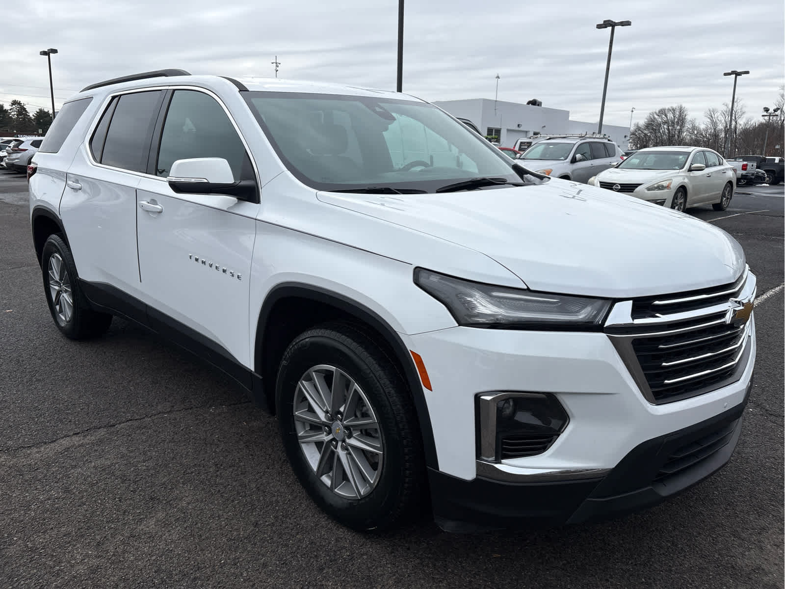 2023 Chevrolet Traverse FWD 4dr LT Cloth w/1LT