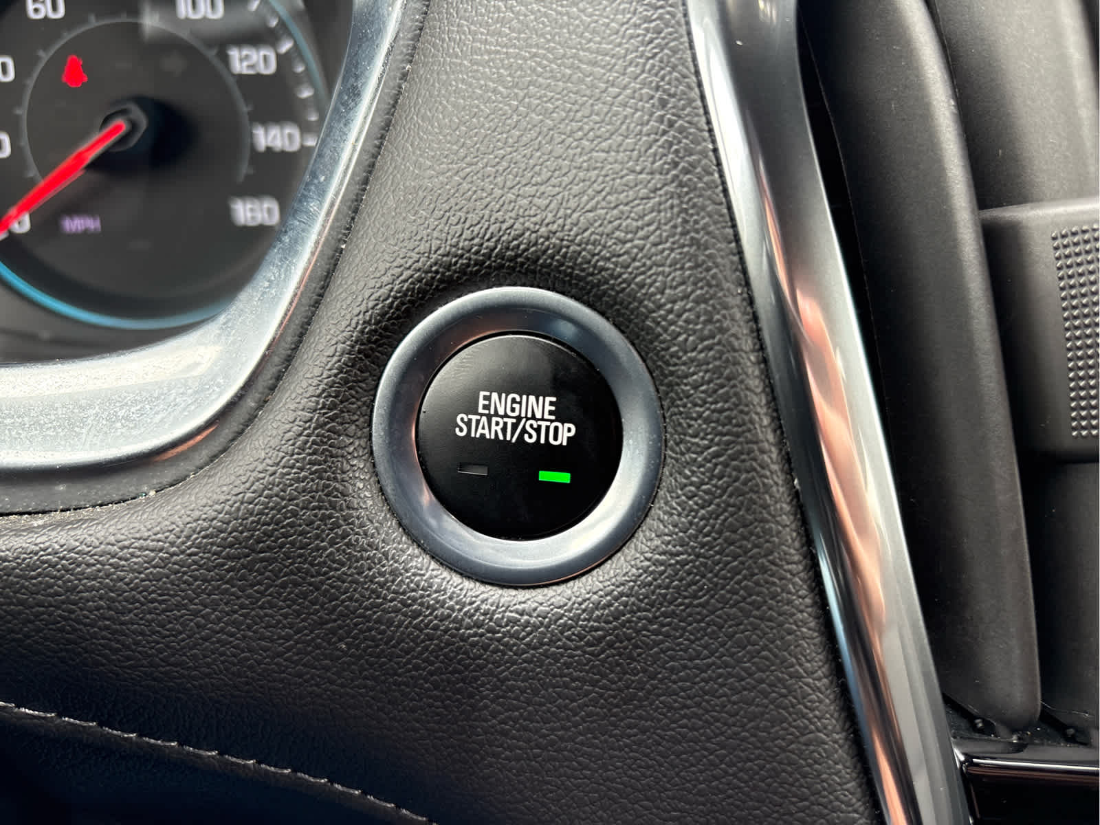 2023 Chevrolet Traverse FWD 4dr LT Cloth w/1LT