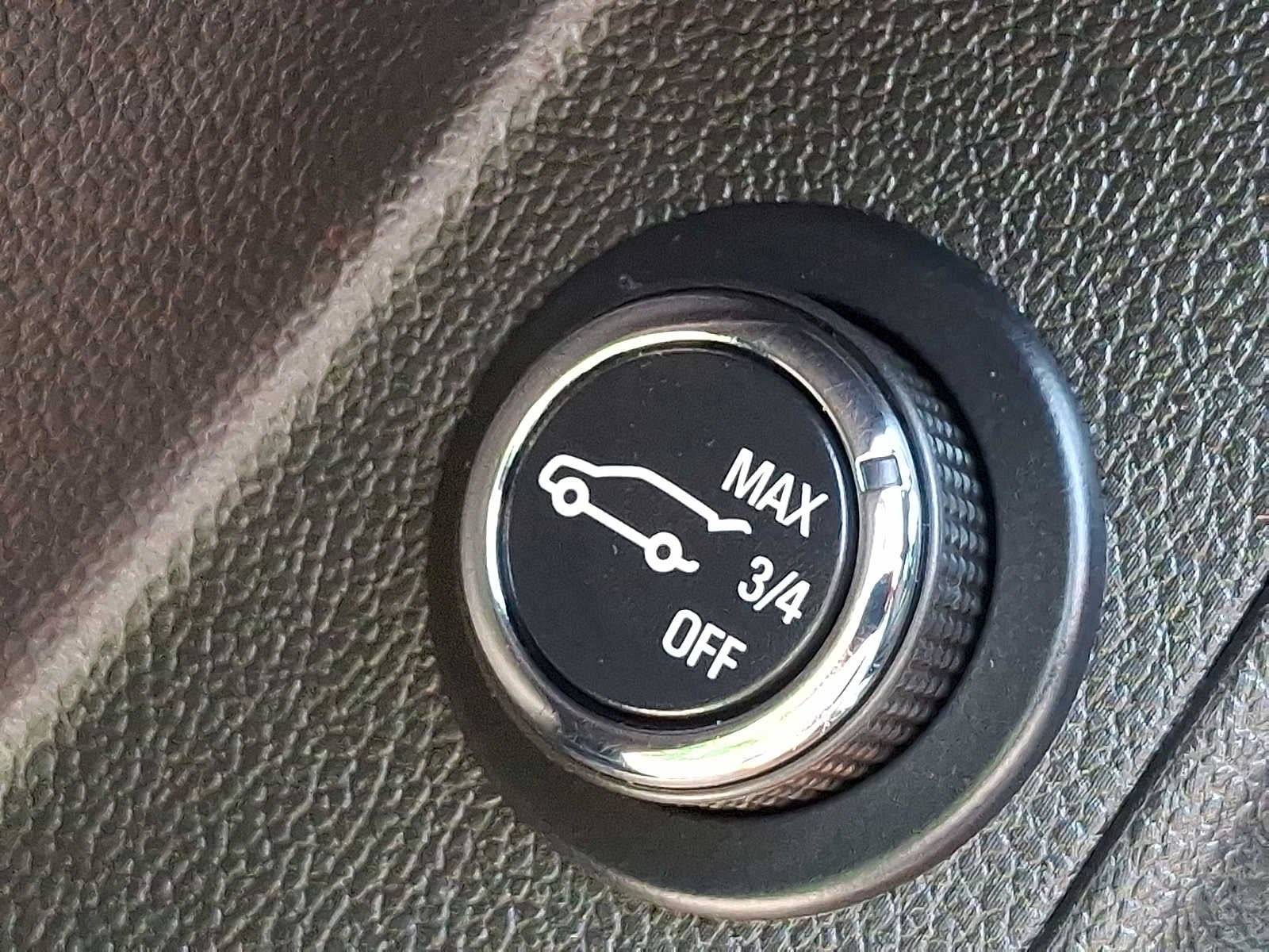 2023 Chevrolet Traverse FWD 4dr LT Cloth w/1LT