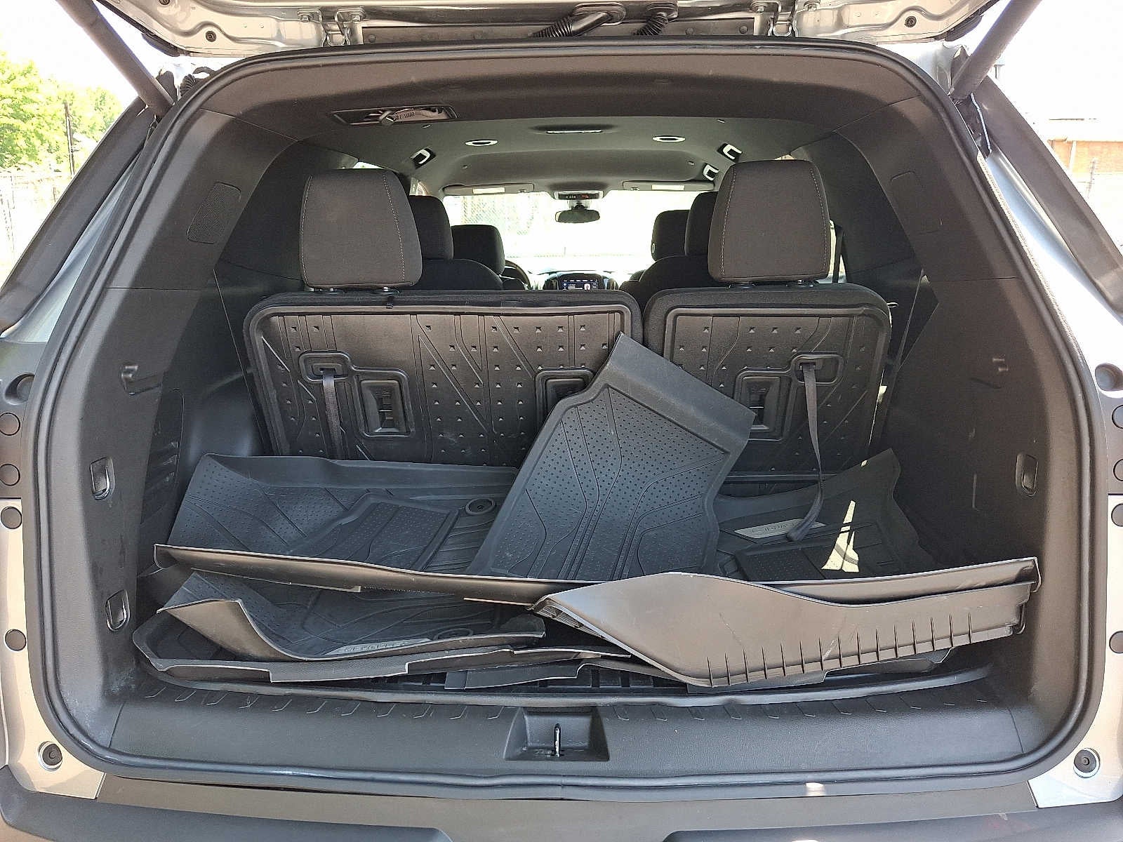 2023 Chevrolet Traverse FWD 4dr LT Cloth w/1LT