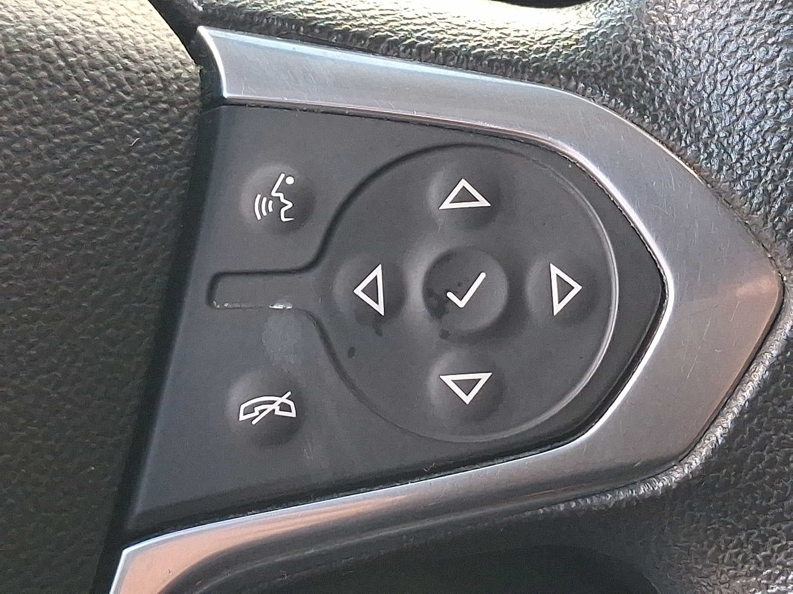 2021 Chevrolet Traverse AWD 4dr LS w/1LS
