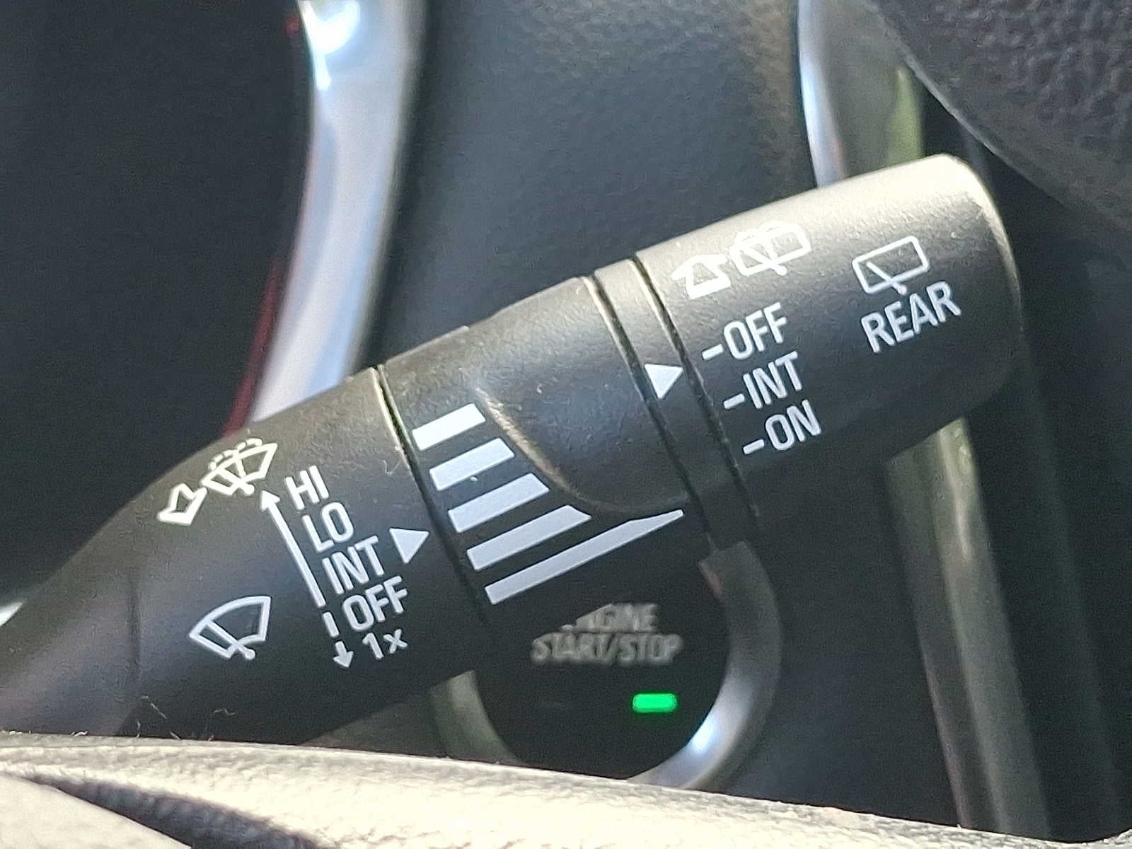 2021 Chevrolet Traverse AWD 4dr LS w/1LS