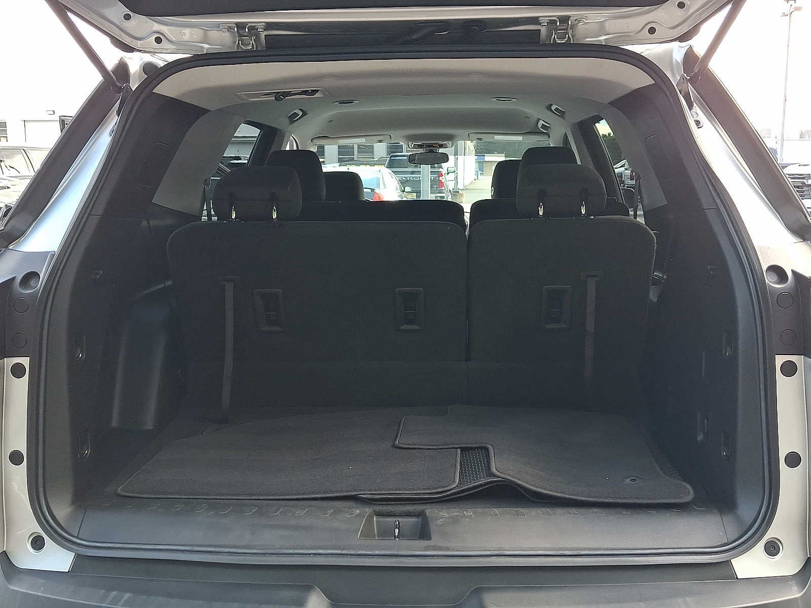 2021 Chevrolet Traverse AWD 4dr LS w/1LS