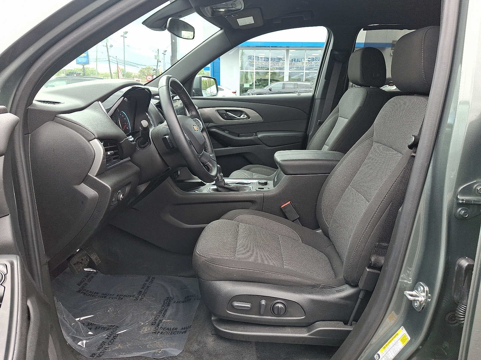 2023 Chevrolet Traverse AWD 4dr LT Cloth w/1LT