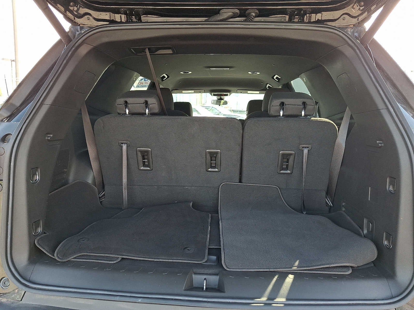 2023 Chevrolet Traverse AWD 4dr LT Cloth w/1LT