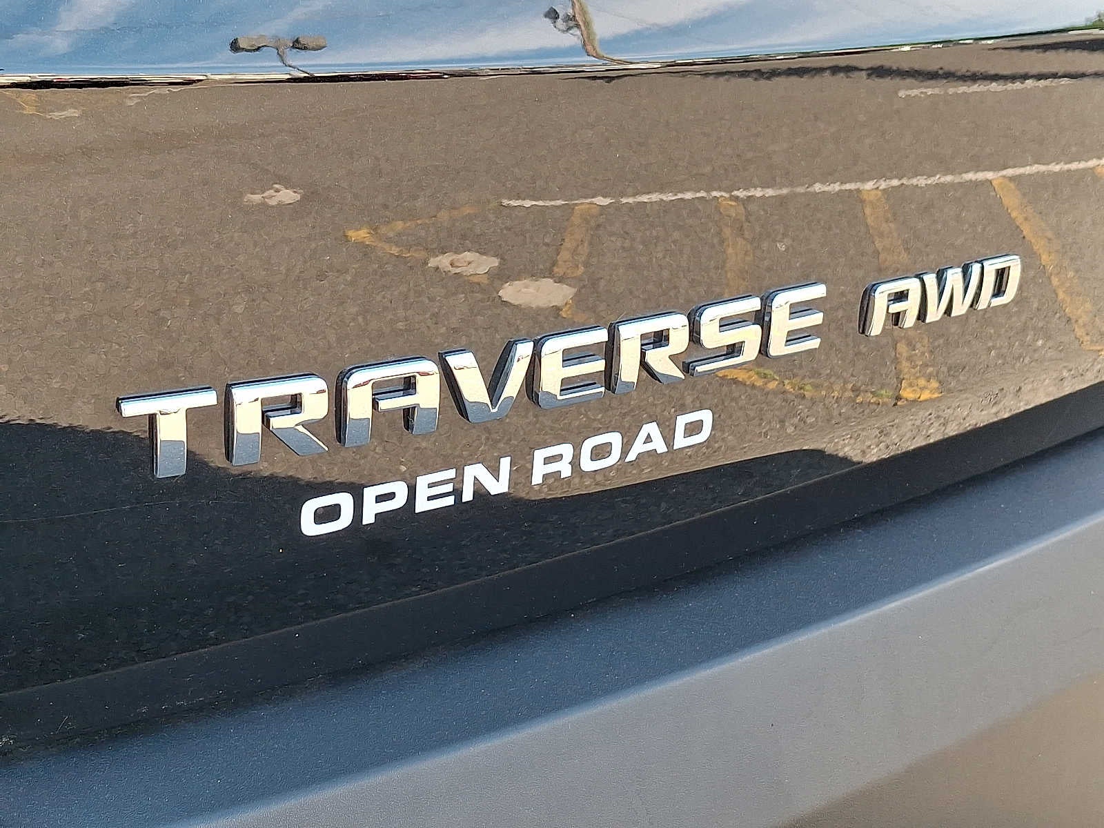 2023 Chevrolet Traverse AWD 4dr LT Cloth w/1LT