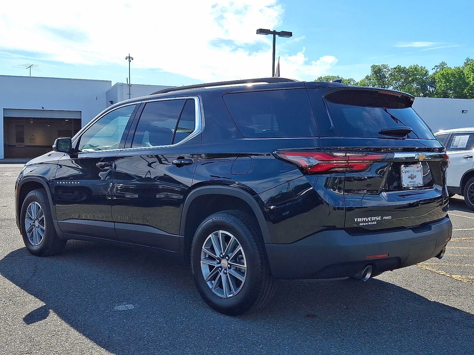 2023 Chevrolet Traverse AWD 4dr LT Cloth w/1LT