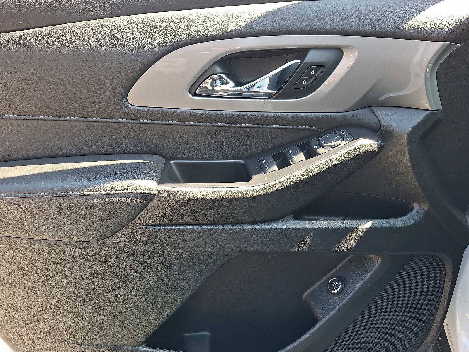 2022 Chevrolet Traverse AWD 4dr LT Cloth w/1LT