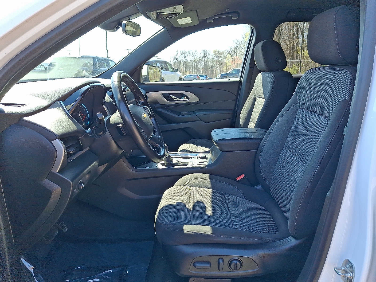 2022 Chevrolet Traverse AWD 4dr LT Cloth w/1LT