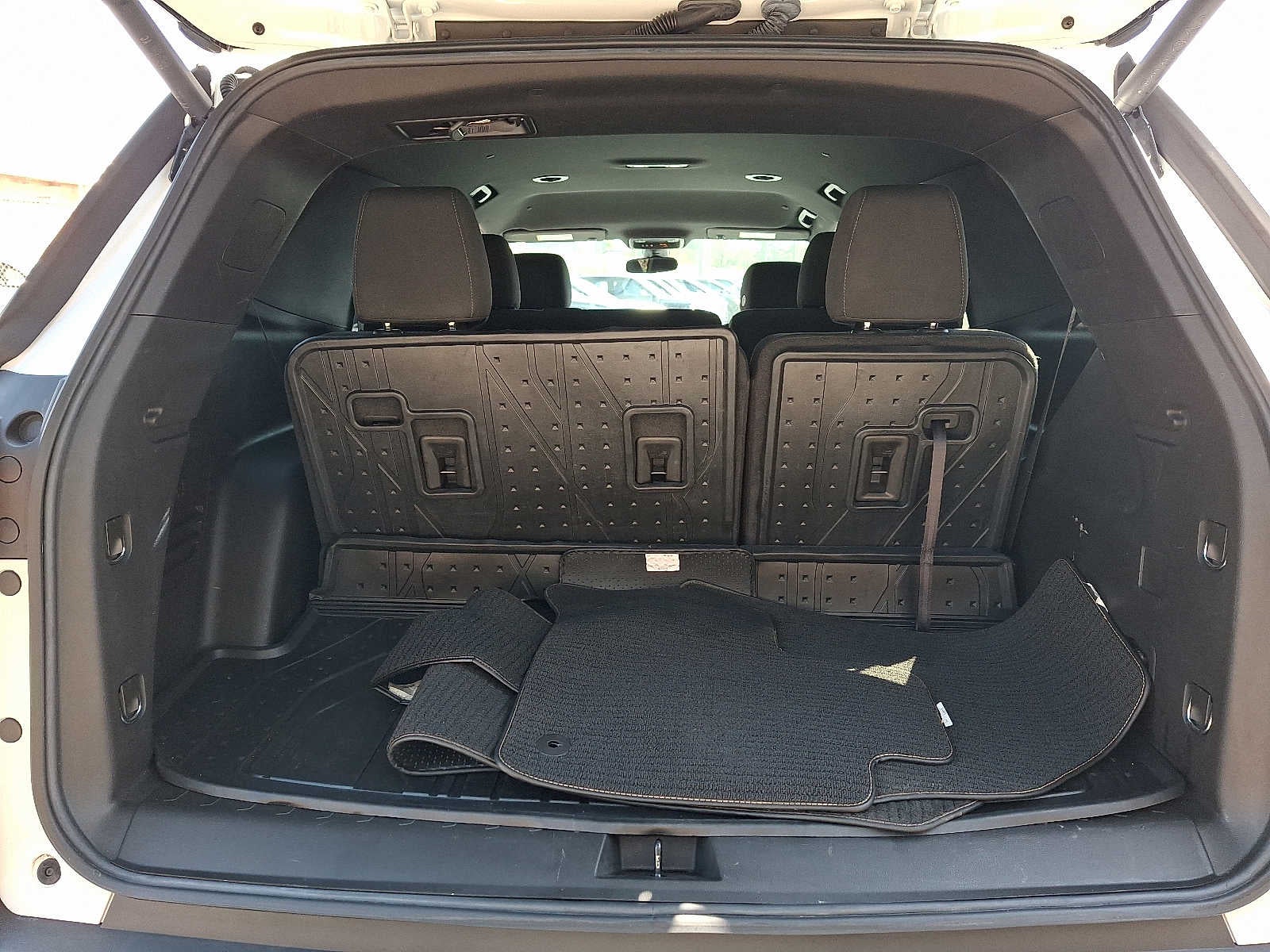 2022 Chevrolet Traverse AWD 4dr LT Cloth w/1LT