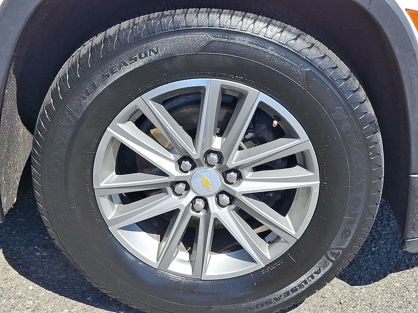 2022 Chevrolet Traverse AWD 4dr LT Cloth w/1LT