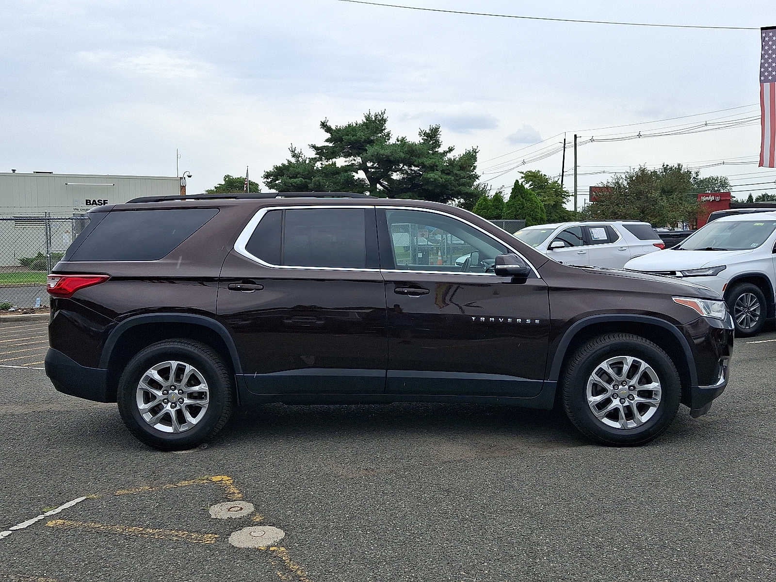 2021 Chevrolet Traverse AWD 4dr LT Cloth w/1LT