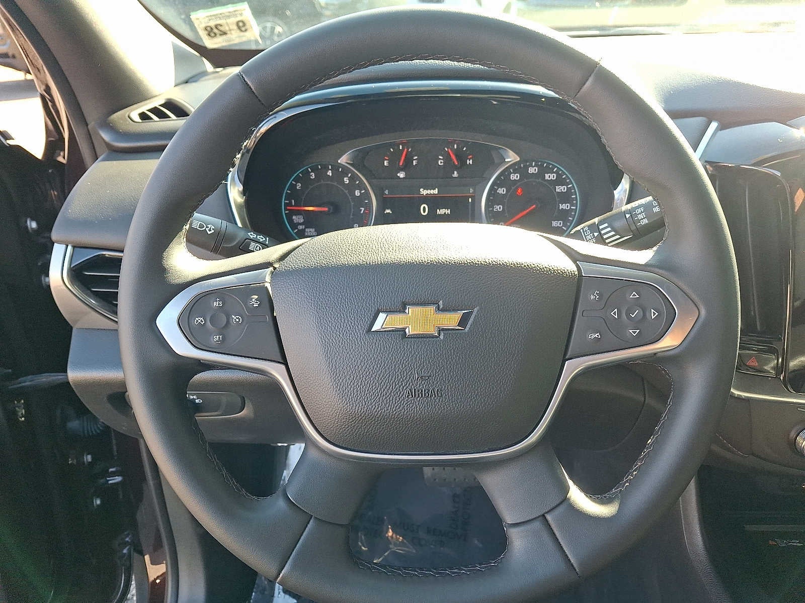 2023 Chevrolet Traverse AWD 4dr LT Cloth w/1LT