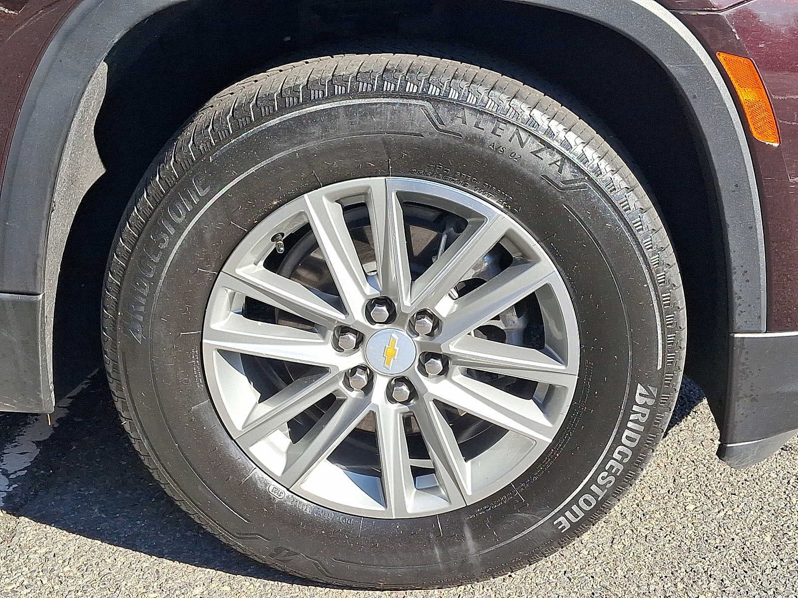 2023 Chevrolet Traverse AWD 4dr LT Cloth w/1LT