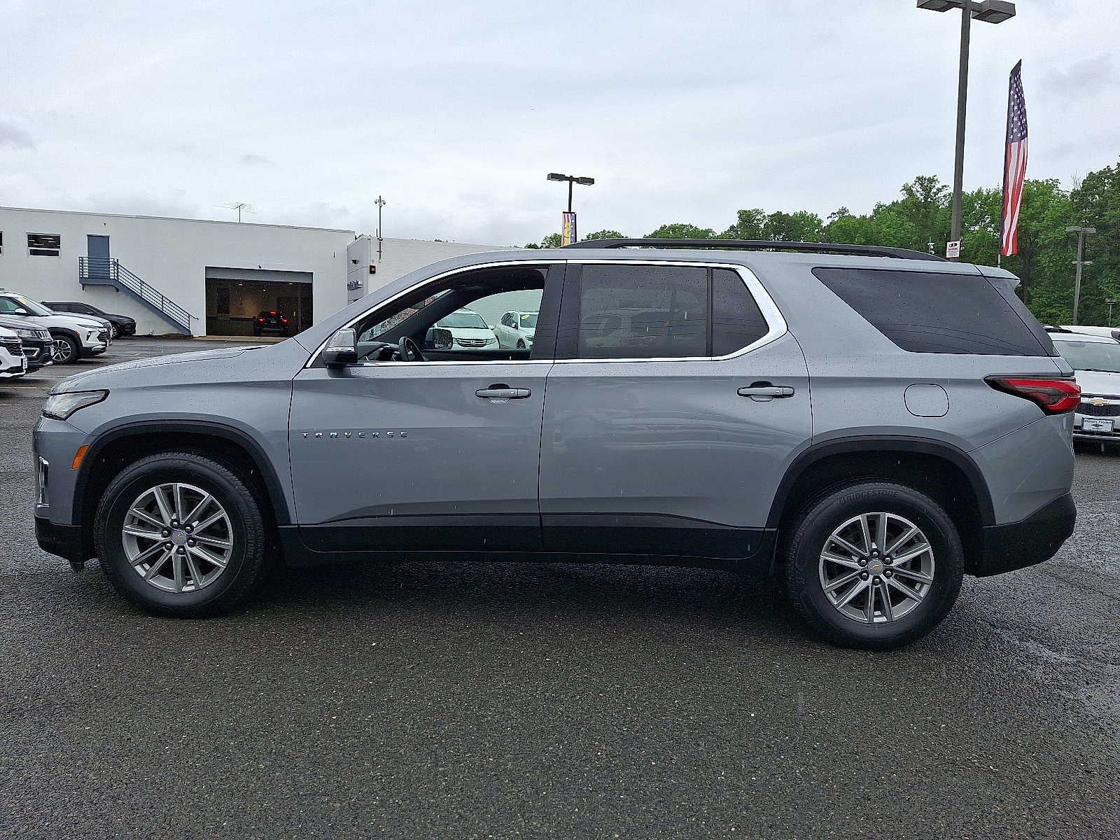 2023 Chevrolet Traverse AWD 4dr LT Cloth w/1LT
