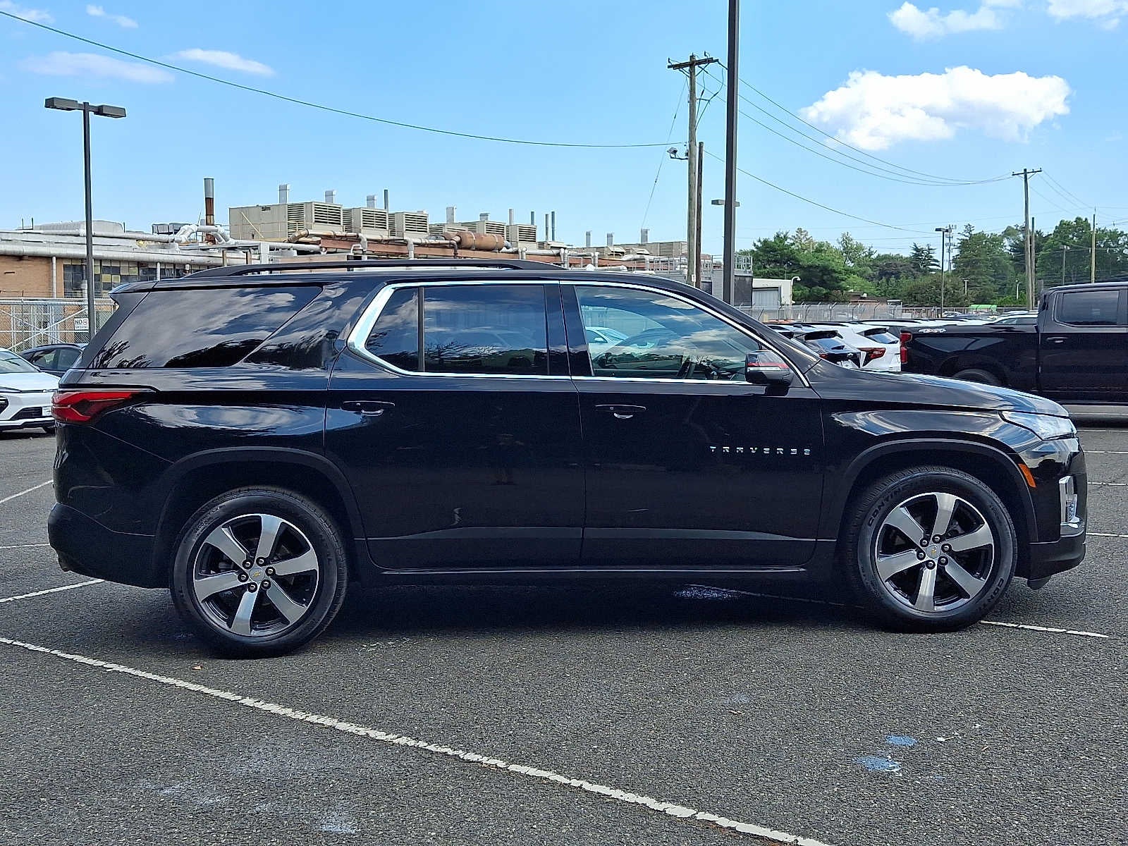 2023 Chevrolet Traverse AWD 4dr LT Leather