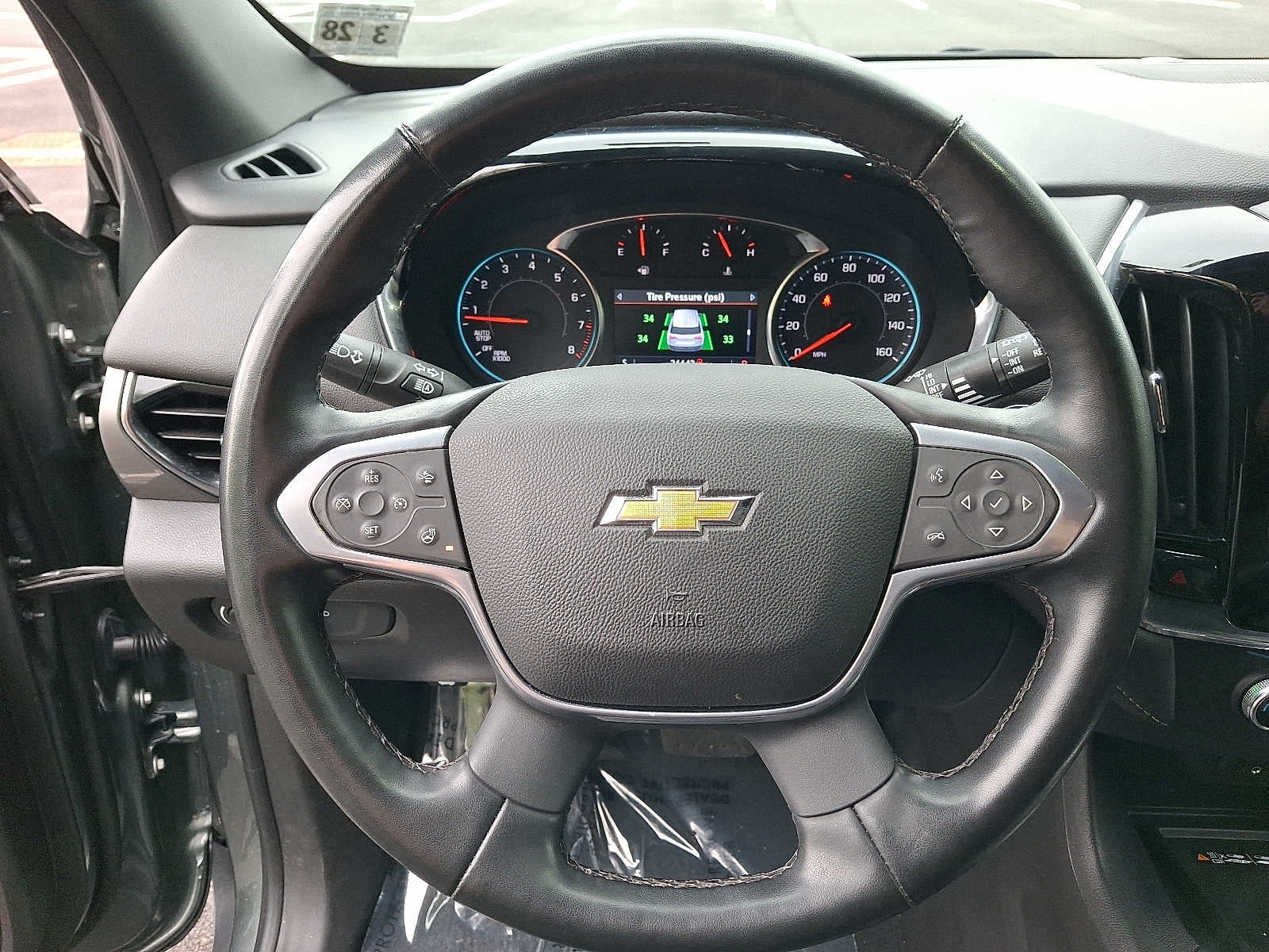 2023 Chevrolet Traverse AWD 4dr LT Leather