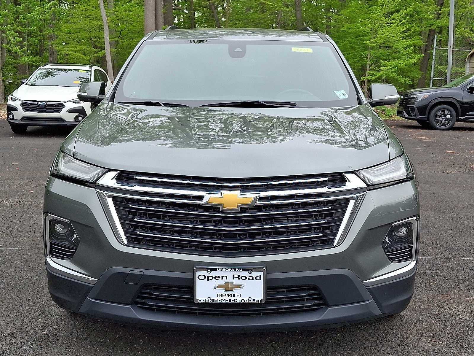 2023 Chevrolet Traverse AWD 4dr LT Leather
