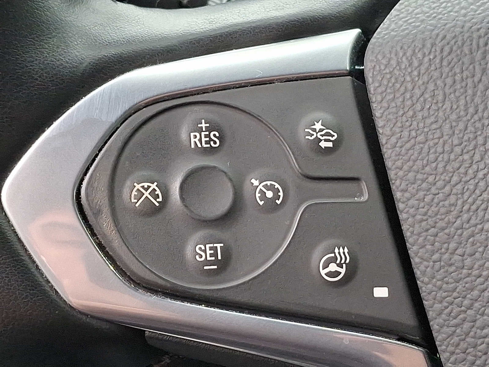 2023 Chevrolet Traverse AWD 4dr LT Leather