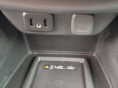 2023 Chevrolet Traverse AWD 4dr LT Leather